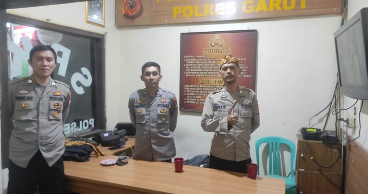 Anggota Polsek Cisurupan Melaksanakan Giat Sispam Mako