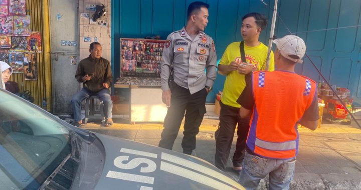 Panit Samapta Polsek Garut Kota Aiptu Gunawan lakukan Patroli Dialogis