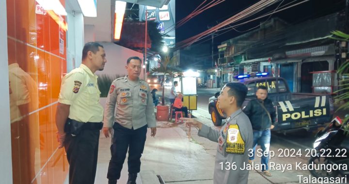 Anggota Samapta Polsek Kadungora Gabung Anggota Piket Satfung lainnya melaksanakan Giat KRYD Malam Antisifasi Gangguan Kamtibmas.