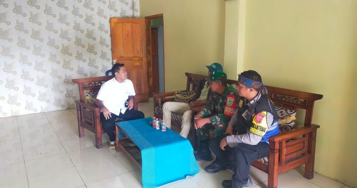 Sinergitas TNI POLRI Polsek Leuwigoong