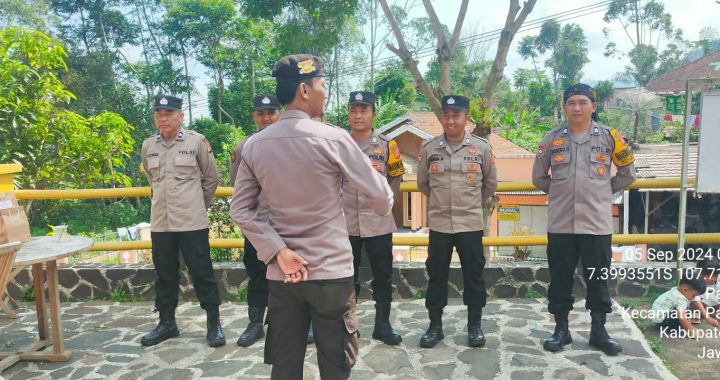 Giat Rutin Apel Pagi Polsek Pamulihan  Polres Garut Pelaksanaan apel pagi sebelum melaksanakan kegiatan