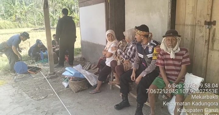 Bhabinkamtibmas Desa.Tanggulun Polsek Kadungora Sambangi Warga