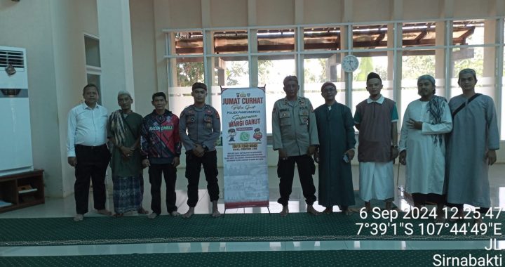 Kapolsek Dan Anggota Gelar Jumat Curhat Di Masjid Al-Jabar RSUD Pameungpeuk Garut