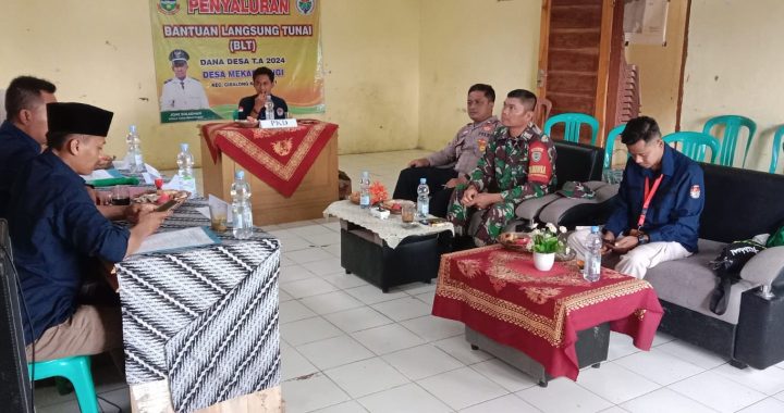 Sinergitas Tni Polri Polsek Cibalong Dalam Menghadiri Acara Rapat Terbuka Tk. Desa Mekarwangi