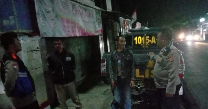 Patroli Polsek Ajak Ngobrol Warga