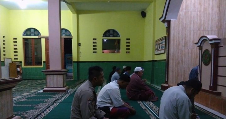 Safari Subuh Bhabinkamtibmas Imbau Warga Waspada Bencana