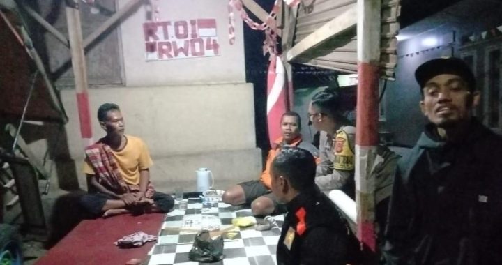 Patroli Polsek Wanaraja Melakukan Pengecekan Pos Ronda