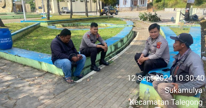 Patroli Dialogis Polsek Talegong Dalam Tahapan Pilkada Tahun 2024 Di Kawasan Alun Alun