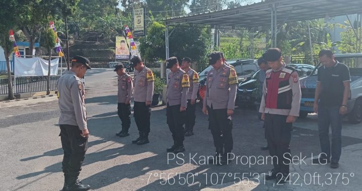 Apel Pagi Jajaran Polsek Leuwigoong