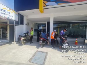 Personil Unit Samapta Polsek Kadungora Patroli Siang untuk Meminimalisir Terjadinya Tindak Kriminalitas dan Kejahatan .