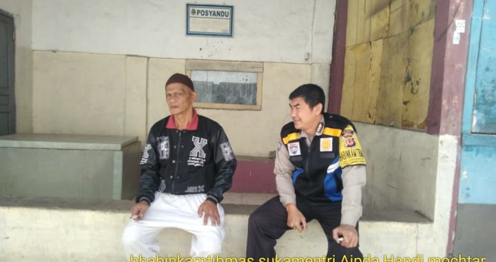 Aipda Handi Bhabinkamtibmas Polsek Garut Kota Lakukan Program Door To Door Kamtibmas