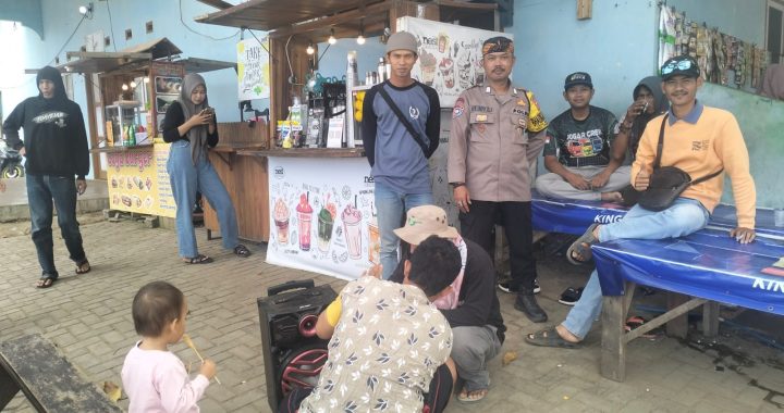 Ngariung Kamtibmas Bhabinkmatibmas Polsek Pameungpeuk Di Kawasan Wisata Pantai Sayang Heulang