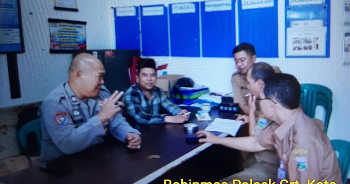 Aiptu Agus Bhabinkamtibmas Polsek Garut Kota Ngariung Kamtibmas Bersama Perangkat Kelurahan Sukanegla