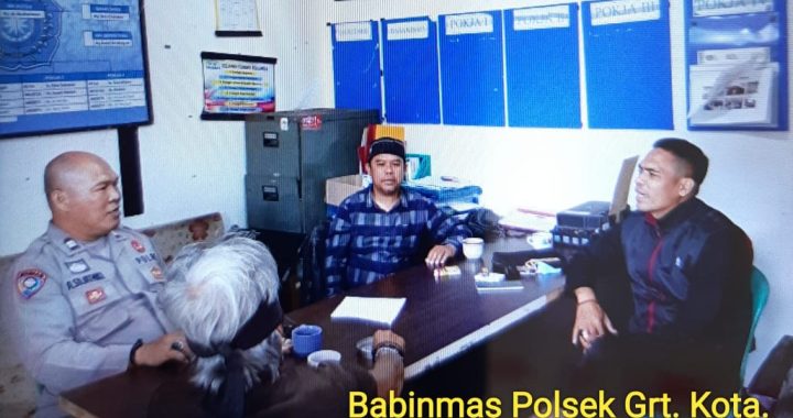 Bhabinkamtibmas Polsek Garut Kota Aiptu Agus Sosialisasikan Oncall Lapor Pak Bhabin