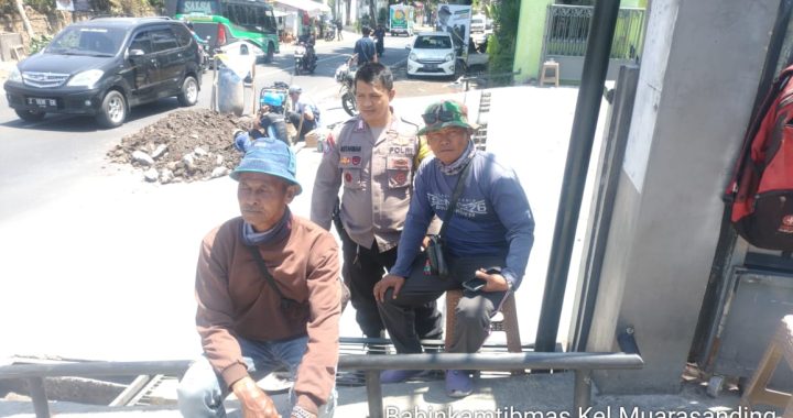 Bripka Sutarman Bhabinkamtibmas Polsek Garut Kota Lakukan Monitoring Giat Warga Muarasanding