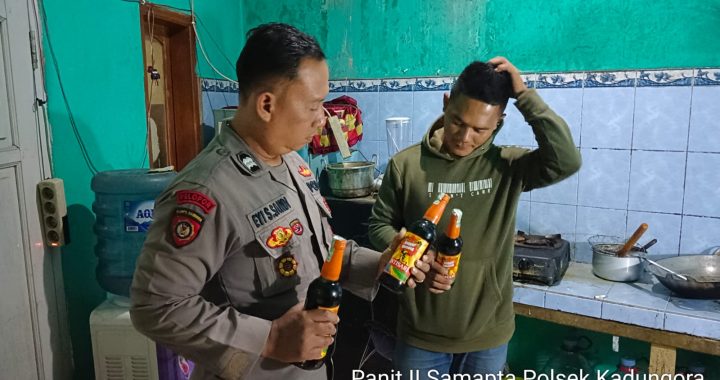 Unit Samapta Kolaborasi Unit Serse Polsek Kadungora  melaksanakan Patroli KRYD Malam  *”GARUT LAUTAN BIRU”*