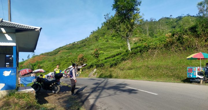 Polsek banjarwangi laksanakan patroli pagi