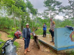 Polsek banjarwangi laksanakan patroli pagi