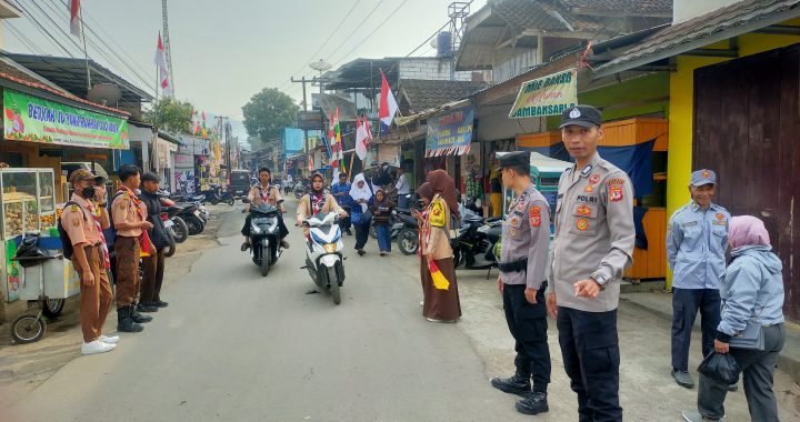 Polsek banjarwangi laksanakan patroli pagi