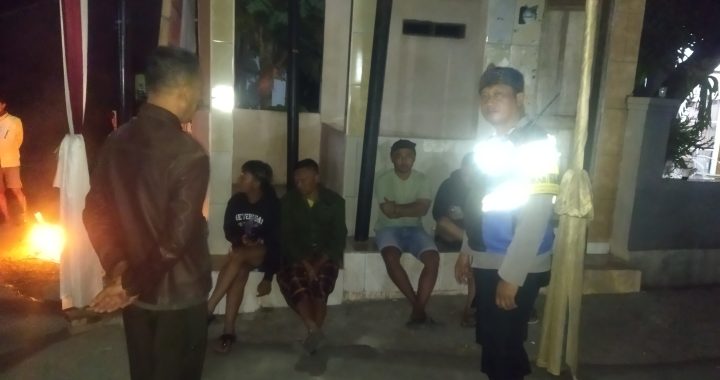 Giat Sinergitas TNI POLRI Polsek Leuwigoong