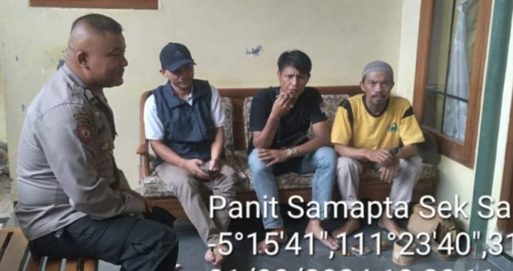 Panit samapta polsek samarang patroli dialogis di desa samarang