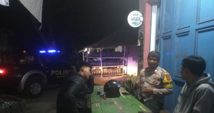 Giat sambang warga bhabinkamtibmas polsek Leuwigoong