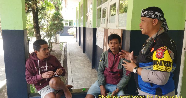 Bhabinkamtibmas Polsek Leuwigoong laksanakan Giat ngariung Kamtibmas