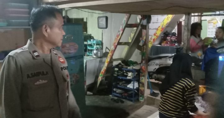 Polsek Cibalong Patroli Malam Dalam Garut Lautan Biru Pastikan Tahapan Pilkada Aman