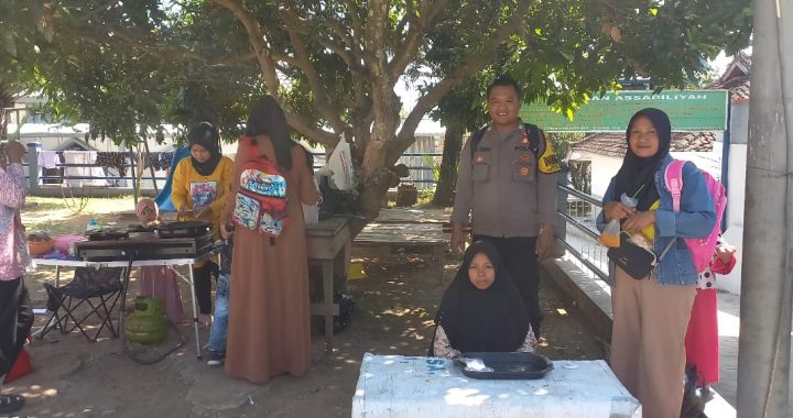 polsek banyuresmi kegiatan bhabin sukaratu ke desa