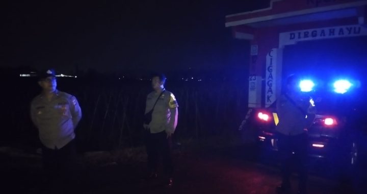 polsek banyuresmi anggota patroli malam cegah balap liar