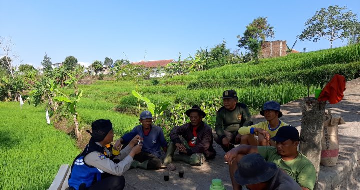 Personil Polsek Tarogong Kidul Melaksanakan Ngariung Kamtibmas dan Sosialisasi Bahaya Narkoba serta Kecanduan Judi Online