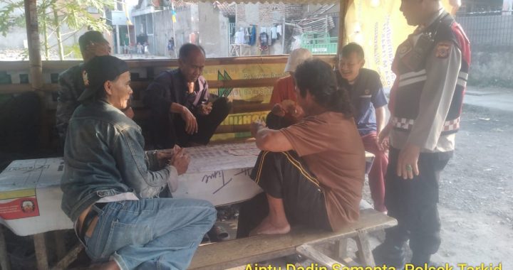 Anggota Samapta Polsek Tarogong Kidul Menggiatkan patroli KRKYD Siang