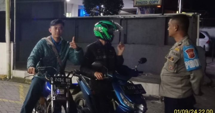 Anggota Polsek Cikajang Laksanakan Patroli Kryd Malam Hari