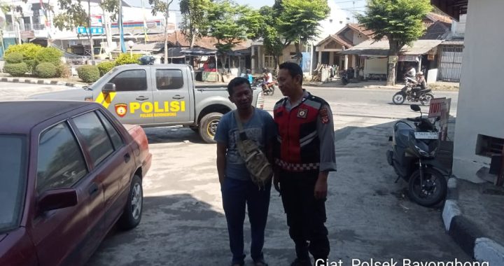 UPAYA MENCEGAH KEJAHATAN DALAM RANGKA MEMBERIKAN PESAN-PESAN KAMTIBMAS OLEH ANGGOTA POLSEK BAYONGBONG DAN POLSUBSEKTOR CIGEDUG  LEWAT SAMBANG RW