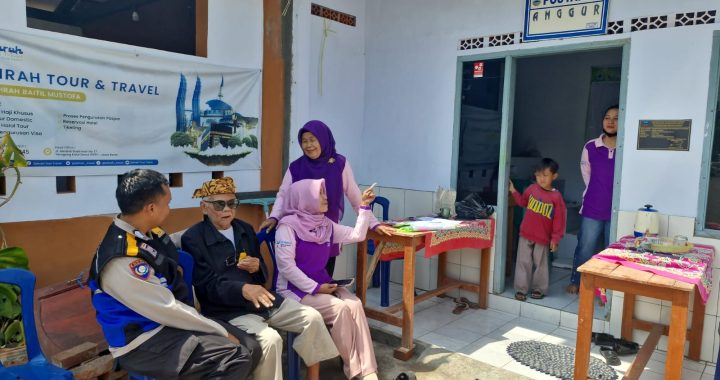 Personil Binmas Polsek Tarogong Kidul Laksanakan Giat Sambang warga