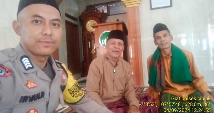 Bhabinkamtibmas polsek cibiuk melaksanakan cooling sistem menjelang pilkada 2024