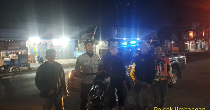 Anggota polsek limbangan melaksanakan patroli krkyd lautan biru di SPBU