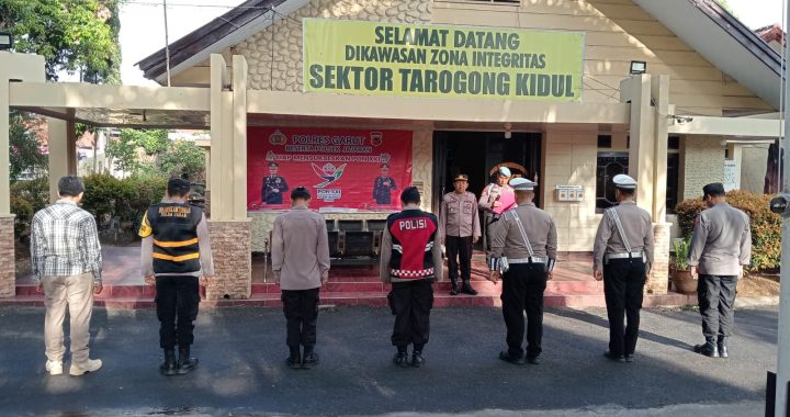 Personel Polsek Tarogong Kidul Melaksanakan Apel Pagi untuk Tingkatkan Kesiapsiagaan dan Koordinasi