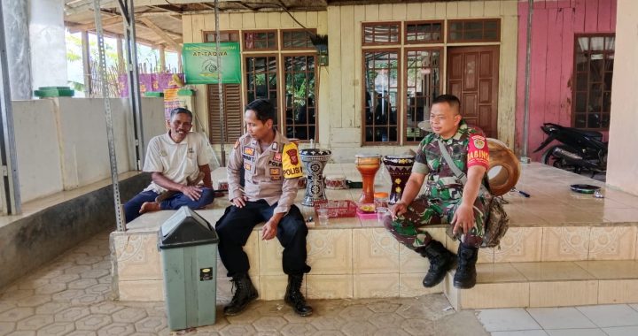 SAMBANG WARGA DESA SUKAJAYA OLEH ANGGOTA POLSEK CISEWU