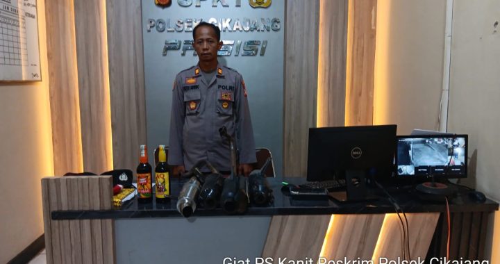 Capain Hasil Press Release Polsek Cikajang 2 (Dua) Botol Miras Dan 4 (Empat) Buah Knalpot Tidak Sesuai Spesifikasi