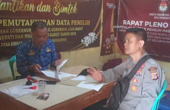 Polsek Pameungpeuk Sambangi PPS Desa Sirnabakti