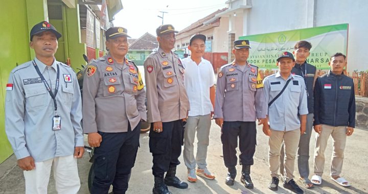 Kapolsek Pameungpeuk Dan Jajaran Lakukan Pengamanan Lokasi Kampanyeu Paslon Pilbub No Urut 02