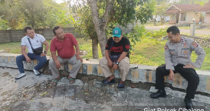 Polsek Cibalong Patroli Dialogis Dalam Cooling System Bersama Warga Kp. Nagara Ds. Mekarsari