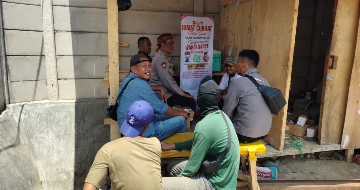 Kapolsek Dan Daramil Pameungpeuk Jumat Curhat Bersama Warga Di Sawah Lega Sirnabakti