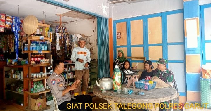 Sinergitas Tni Polri Dalam Cooling System Bersama Warga Negla Sari RW  05 Ds. Mekarmukti