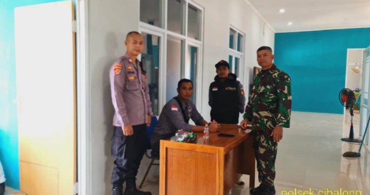 Sinergitas Tni Polri Polsek Cibalong Sambang Warga Kp. Nyalindung Dalam Cooling System