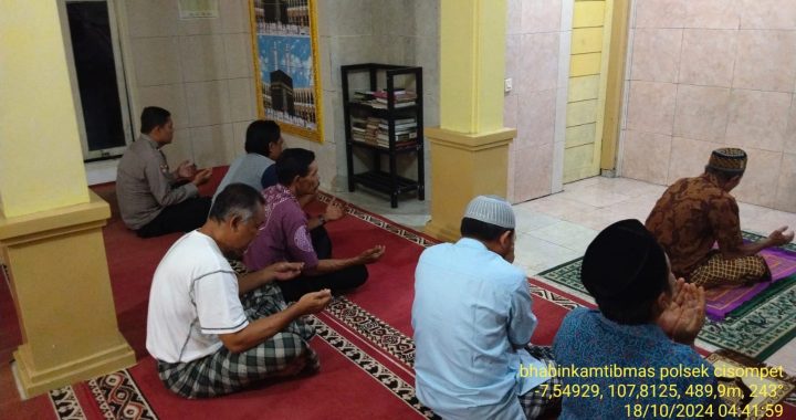 Giat Safari Shalat Subuh Berjamaah & Himbauan Kamtibmas Polsek Cisompet-Polres Garut