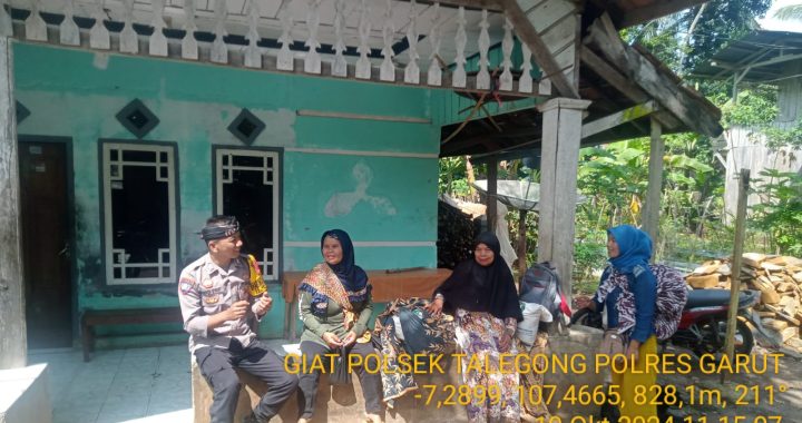 Jajaran Polsek Talegong Sambang Warga Bunikasih Ds. Mekarmukti Dalam Cooling System