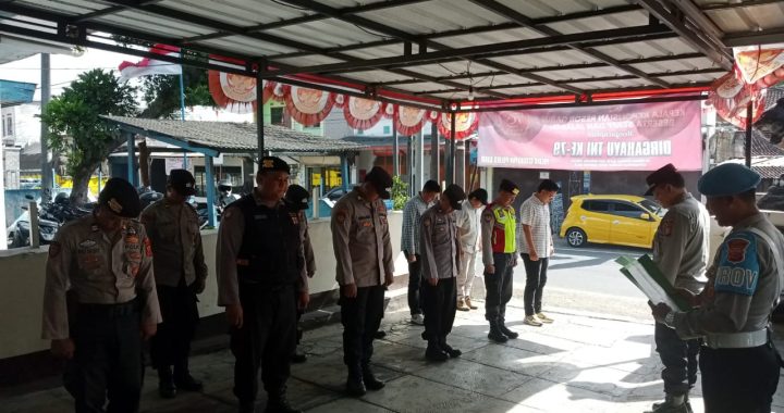 Giat Rutin Anggota Polsek Cisurupan Melaksanakan Apel Pagi