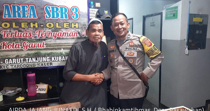 Jalin Silaturahmi dengan Warga Binaan, Bhabinkamtibmas Polsek Tarogong Kaler Lakukan Sambang